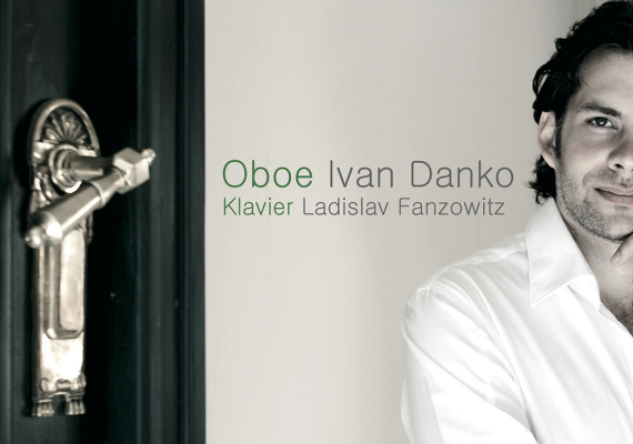 Works for oboe and piano by Kalliwoda, Schumann, Poulenc and Dorati. <a href='https://www.jpc.de/jpcng/classic/detail/-/art/Ivan-DankoOboe/hnum/1029671'> more info</a>